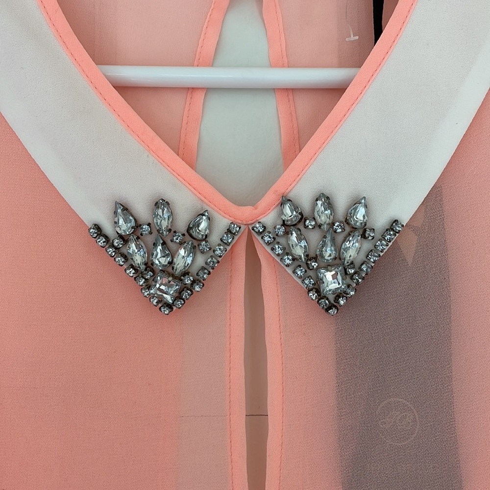 NWT IRIS LOS ANGELES top size S orange white embellished collar sleevele… - Picture 3 of 7